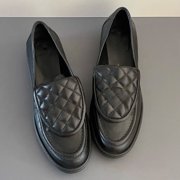 

dress shoes quilted loafers 100% real leather women loafers moccasin flat shoes lambskin quilted with gold hardware luxury designer platform, Black