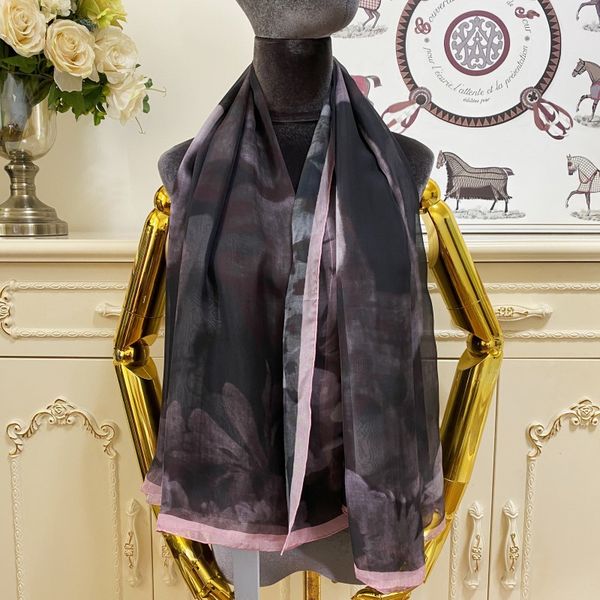 

women's square scarf 100% silk material print black pattern beautiful scarves shawl size 130cm -130cm, Blue;gray