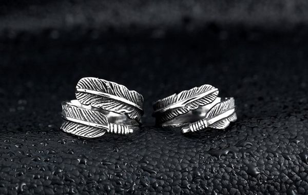 

iron warrior vintage ring jewelry whole open couple rings men and women titanium steel feather rings for party concert3693602, Silver