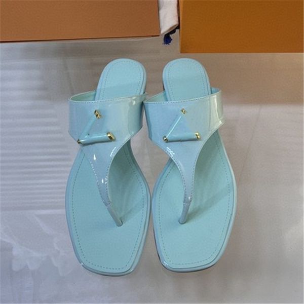 

fashionable beach shoes 2023 luis luxurious design retro decoration men's and women's summer leather canvas rubber flat bottomed c