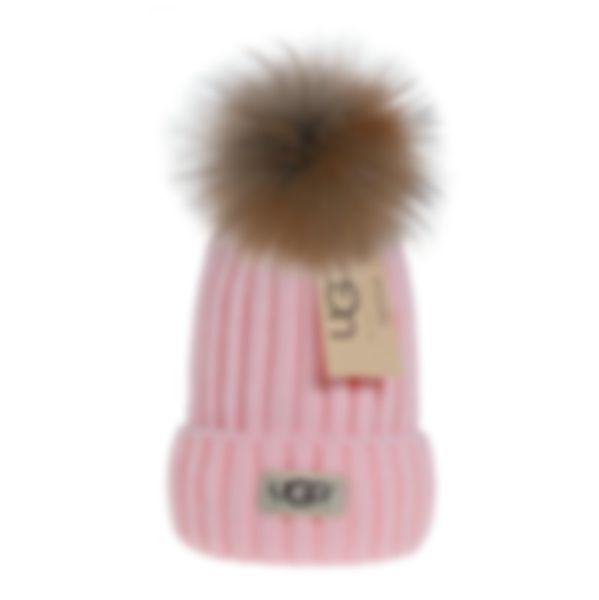 

Designer Knitwear Temperament Versatile Beanie Knitted Winter Warm Pompom Caps Letter Design Hat, Style 15