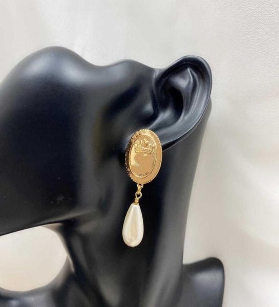 

2021 brand yellow gold color fashion jewelry drop pearls earrings geisha dream party crown pearls stud jewelry4583891, Golden