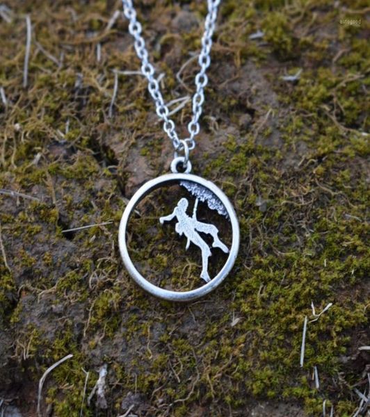 

2021 12pcs rock climbing man necklaces0123456789106469320, Silver
