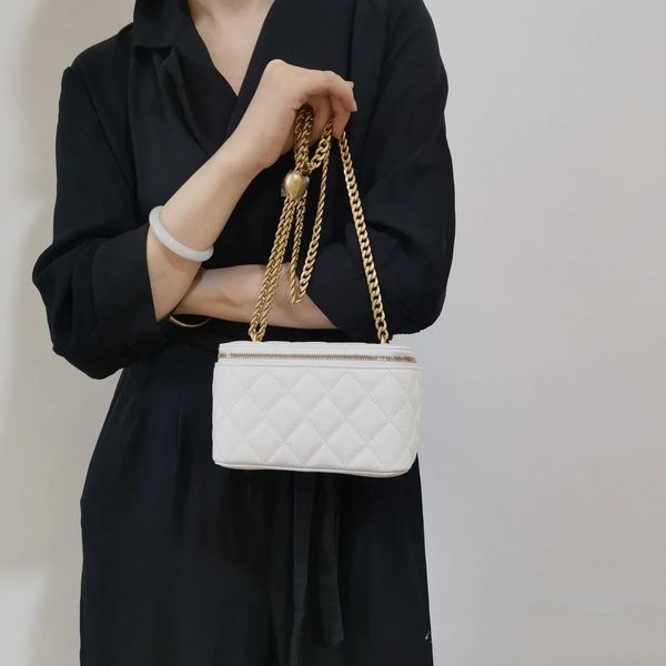 

10a super original quality women chain caviar lambskin shoulder bag luxurys designers bag crossbody bags fashion 16cm cosmetic hangbag tote