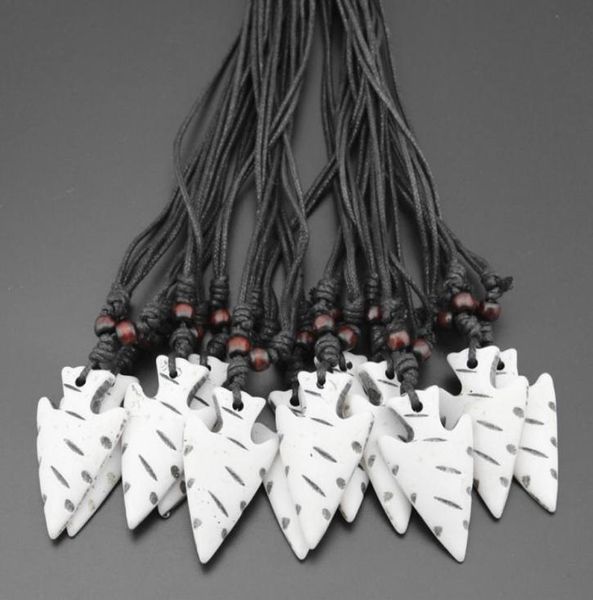

fashion whole 12pcslot imitation yak bone carved new zealand maori tribal spear head necklace arrowhead spearhead pendant cho3761063, Silver