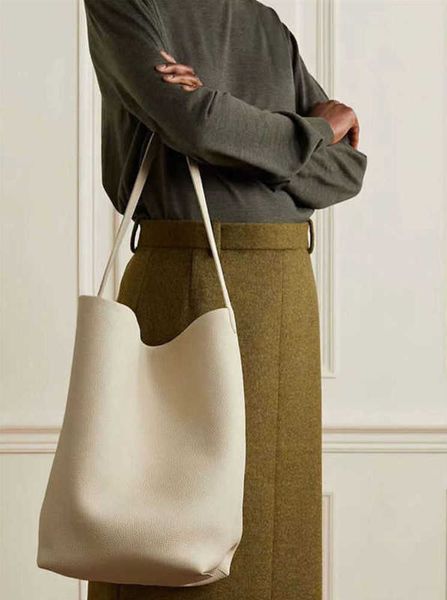

the row bag women's small design bucket bag leather autumn and winter large capacity commuter one shoulder handheld european and americ