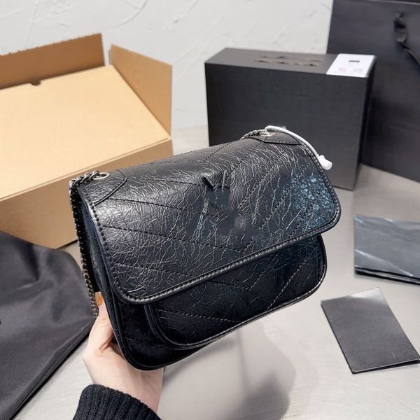 

designer bag women crossbody bag chain pleated vintage luxury handbag classic clamshell fashion crossbody bag shoulder bag