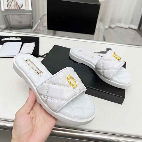 

designer women sandals quilted platform flats flats low heels buckle channel slippers ankle strap beach shoes ccity gfvbcv, Black