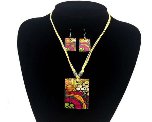 

european and american fashion simple personality fresh flower earrings necklace set natural motherofpearl material6756305, Silver