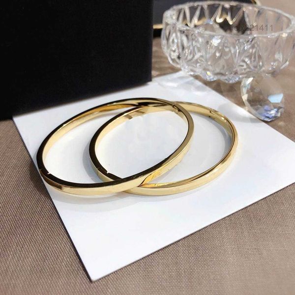 

designer bracelets chains luxury bracelet silver rose stainless steel yet elegant perfect gift s8x4, Golden;silver