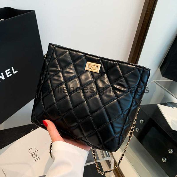 

lingge embroidered thread texture lock buckle commuter bag for 2023 summer new fashionable and simple one tote bagstylishdesignerbags