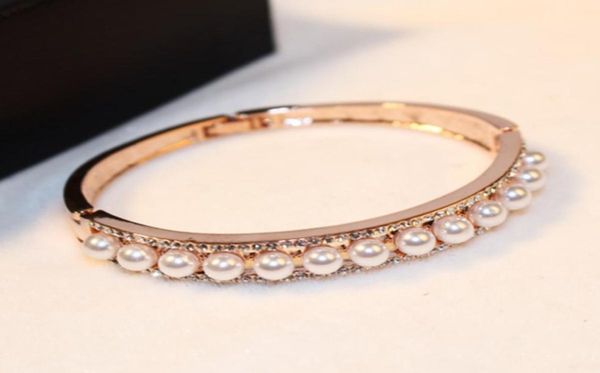 

new fashion ins luxury designer super glittering diamond elegant pearls rose gold bangle bracelet for woman girls 19cm4712541, Black