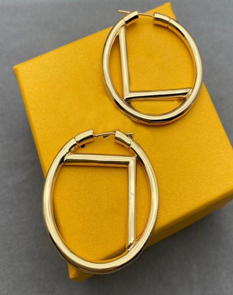 

2022 designer stud earrings for women men pearl hoop earring luxurys designers f stud earrings wedding gift with box d2201181z9338639, Golden;silver