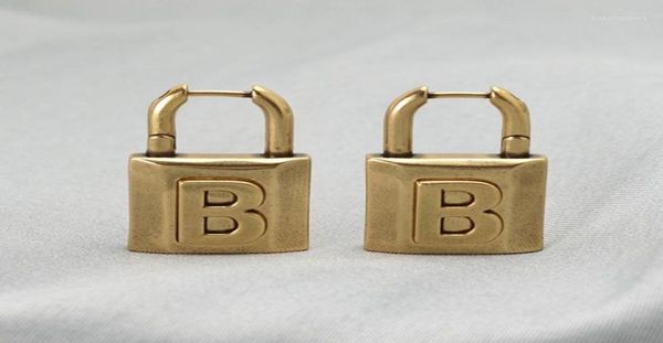 

stud retro letter b lock earrings highquality brass material to create personality exaggerated highend metal7208616, Golden;silver