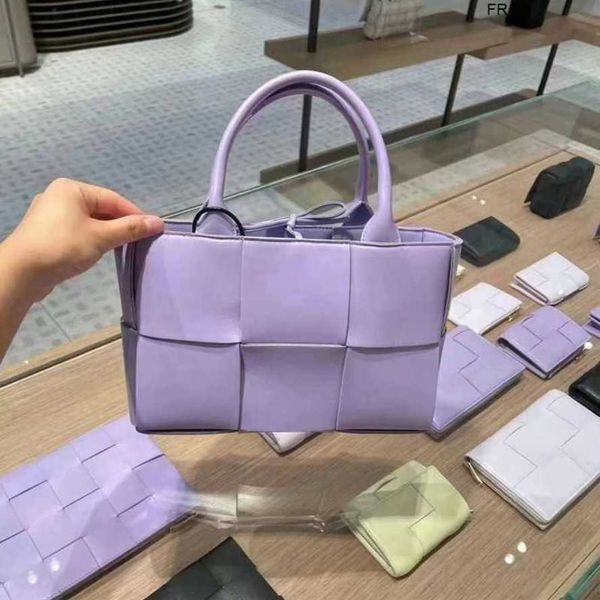 

aa designer bottegasvenetas new womens bag arco woven tote portable mini have frj