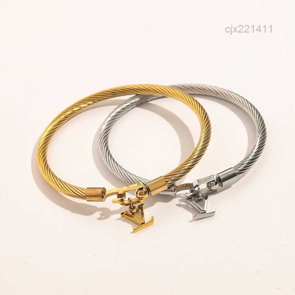 

designers bracelets bangle luxury designer green red letter wispy bracelet plated stainless steel love gift bangles h8ik, Golden;silver