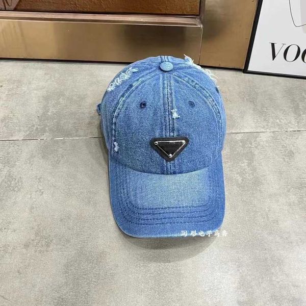 

new style washed cotton p home worn-out baseball cap worn cap casual versatile face show small sun hat women, Blue;gray
