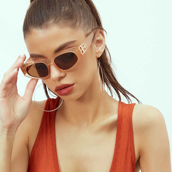 

new bb home fashion cat eye trend small frame sunglasses selling series sun visors 5320, White;black