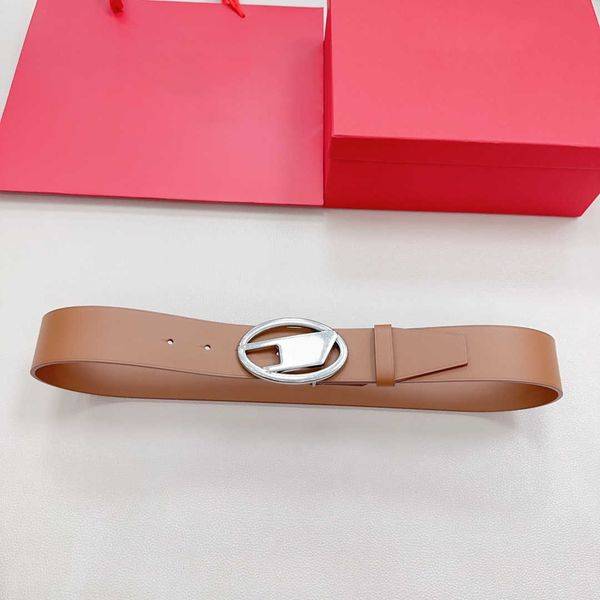 

classic men women leather waistband width 4.0cm luxury retro style mens fashion casual jeans formal belts r belts are available as gifts, Black;brown