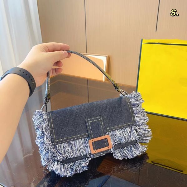 

ff bag baguette cowboy womens tassel baguette bag tote luxurys bag handbag square flap ff clasp in leather with magnetic button no18