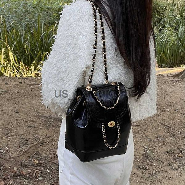 

backpack women korea autumn winter mini chains backpack female ins student oil wax leather shoulder bag travel bagpack black rucksack sac j2