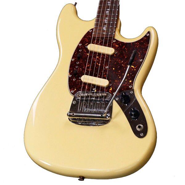 

1978 mustang white usa electric guitar as same of the pictures