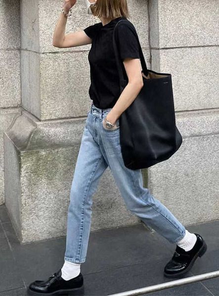 

the row bag women's small design bucket bag leather autumn and winter large capacity commuter one shoulder handheld european and americ