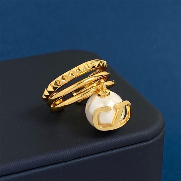 

letter v wedding rings logo ring women fashion designer jewelry metal valentinolies luxury woman vlogo opening ring 2678, Silver