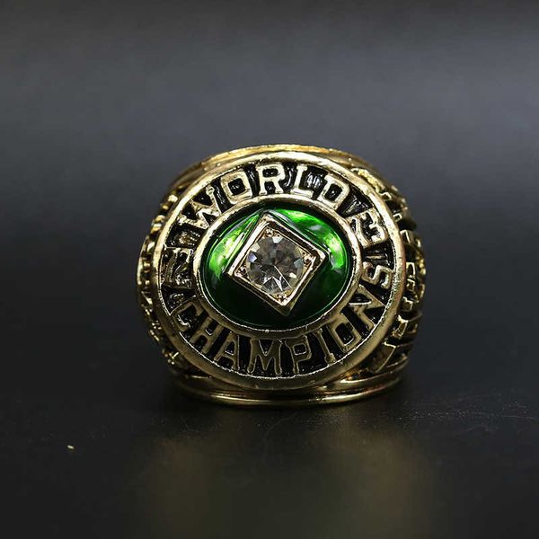 

mlb 1973 auckland sportsman championship ring fans, Silver