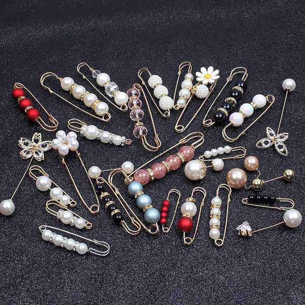 

pins brooches clothes buckle clips multifunction brooch woman scarf simulated-pearl lapel pendant badges women waist change small artifact p, Gray