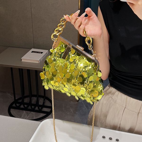 

factory wholesale ladies shoulder bags 8 colors elegant shiny joker handbag banquet dress sequins clutch bag personalized chain decoration l