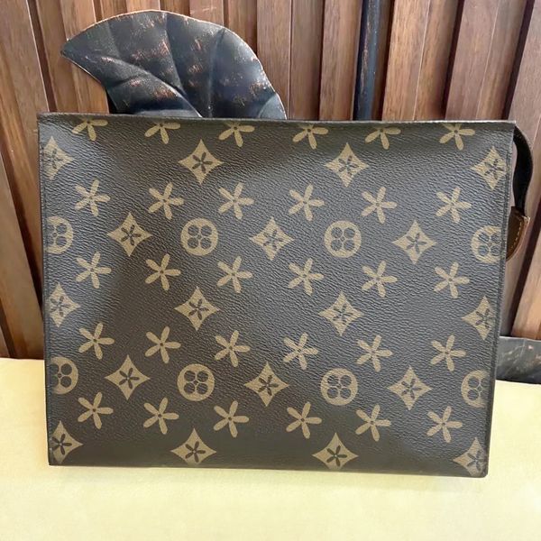 

make up poche toilette clutch bag luxury baby designer louvis wash pouch womens hand bag purse makeup man leather shoulder bags toiletry tot