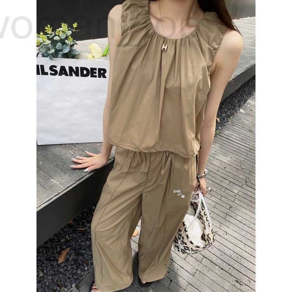 

women's two piece pants designer p family 23 new set vest small round neck design with zippered back pant shape for perfect fit 11rg, White