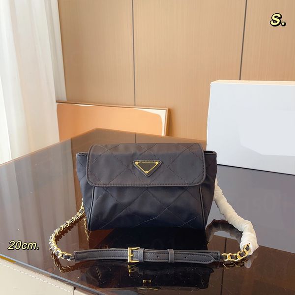 

designer bag metal triangle logo zipper open and close nylon hand bill shoulder bag womens crossbody bag black