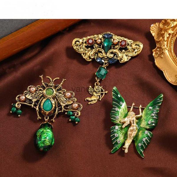 

pins brooches classic women lady palace emerald middle crystal butterflies bee pins accessories vintage baroque design pendant corsage brooc, Gray