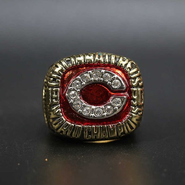 

mlb 1990 cincinnati red man baseball championship ring, Silver