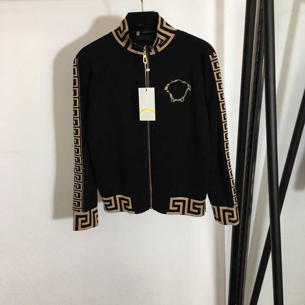 

designer womens suit tracksuits sports suit  2pcs portrait embroidered standing collar cardigan and leggings aug03, Gray