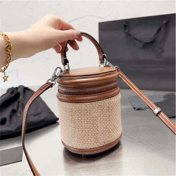 

unusual shoulder bag luxury brand designer bucket straw letter y large capacity makeup case handbag beach wallets 230515