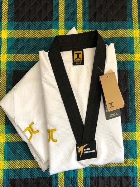 

new arrival jcalicu breathable world taekwondo uniforms super light wt jcalicu taekwondo doboks2525535, Black;red