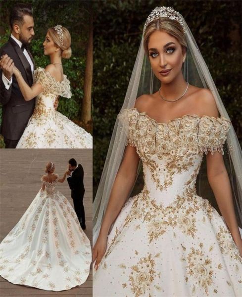 

gold crystal ball gown wedding dresses luxury dubai chic appliqued lace bridal gown ruched satin gorgeous court train robes de mar9502063, White