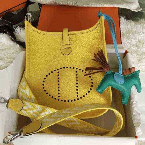 

factory designer hremes shoulder bags bag evelynn original edition women handbags red versatile net leather texture womens 2023 hollow bucke