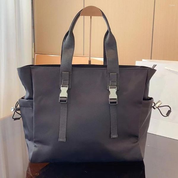 

briefcases 2023 for men women business nylon ol tote bag large casual famous brands sliver hardware package