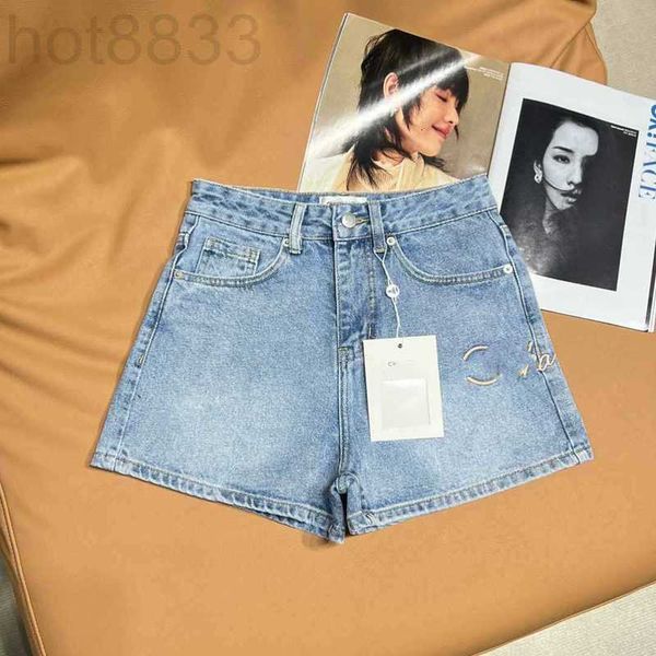 

women's jeans designer 2023 summer new style casual versatile sweet age reducing embroidered denim shorts mwwh, Blue
