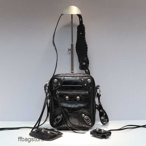 

three cagole bags evening cool designer le bag girl mens fashion 23 rivet camera gender in one locomotive oil wax leather diagonal cross sma