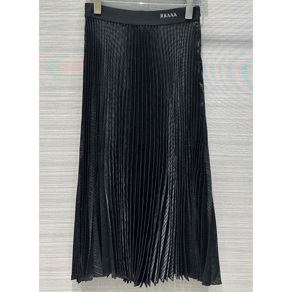 

8.8 fashion black letter jacquard pleated skirt women
