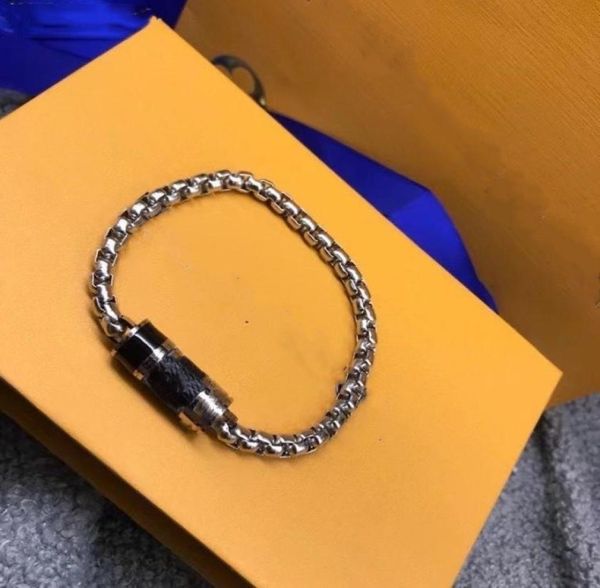 

2021 selling designer luxury bangle titanium steel bracelet personality simple lovers fashion supply7996286, Black
