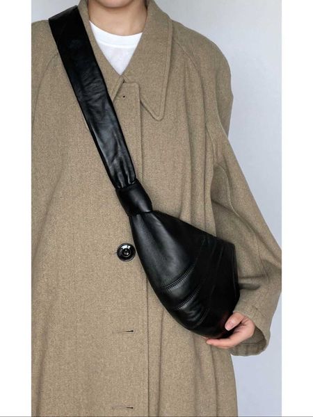 

lemaire bag cow horn bag sheepskin small crowd texture praiseable bag commuting fashion dumpling bag leather cross body chest waist bag