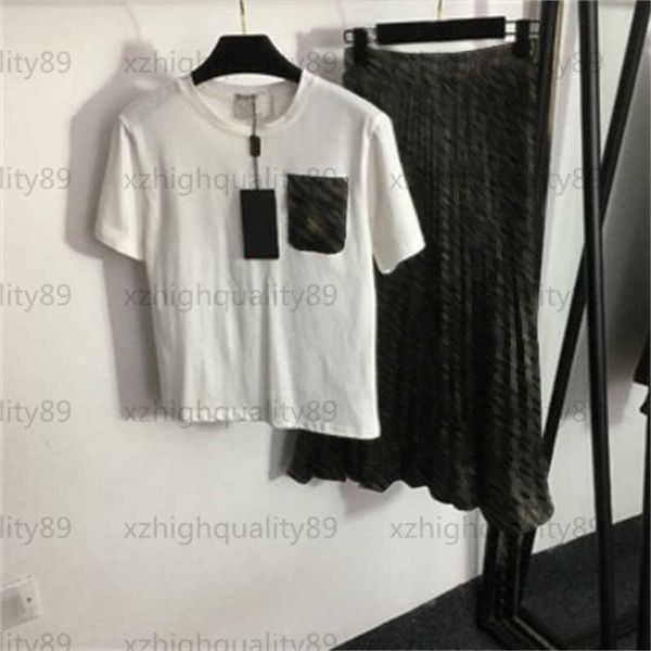 

designer womens suit t-shirt two piece dress set chest pocket cotton short sleeve t shirt letter high waist pleated half skirt women designe, White