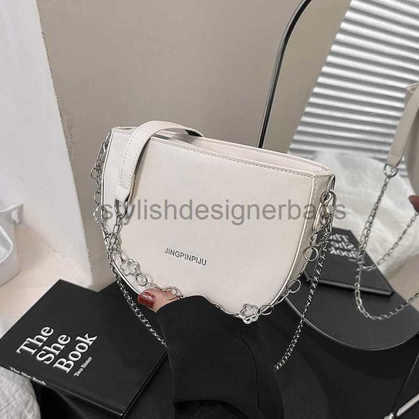 

shoulder bags 2023 new saddle bag niche design chain bag single shoulder underarm bag sweet cool ins versatile casual crossbody bagstylishde