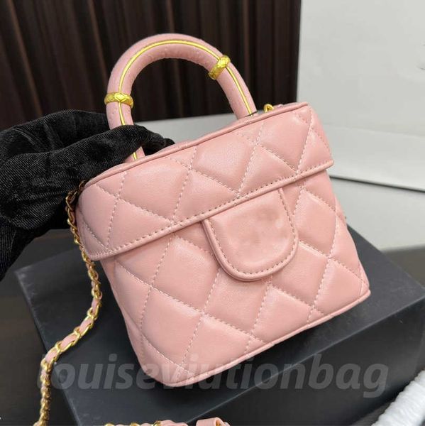 

channel bag designer famous box bags adjustable shoulder strap quilted cross body mini genuine leather cosmetic vanity handbags 104408